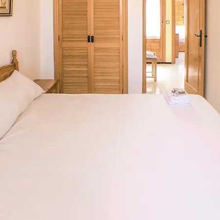 Hébergement de vacances 3 Bedroom Stunning In Gran Alacant